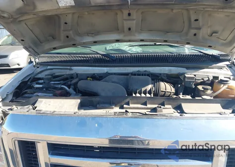 2008 Ford E-350 Super Duty Xl/Xlt z USA, uszkodzony, nr VIN 1FDNE31L78DB34232